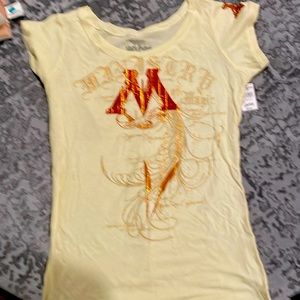 Women’s ministry of magic T-shirt never worn. New, with tags attached